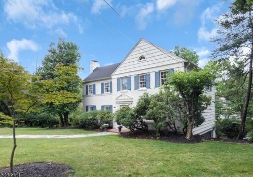 334 Canterbury Rd, Westfield, NJ 07090-1907