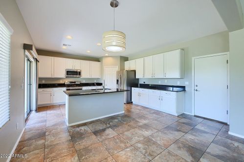 5127 El Cortez Trl, Phoenix AZ  85083-1857 exterior