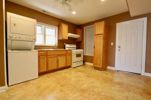 3242 Carpenter St, Chicago IL 60643-2246 exterior