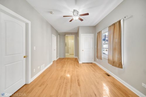 1512 17th St, Chicago IL 60608-2037 exterior