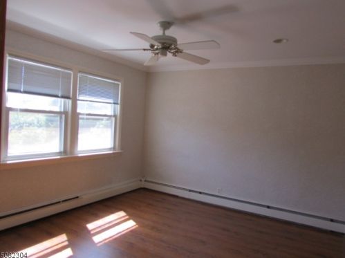 12 Carpenter Pl, Cranford NJ 07016-2539 exterior