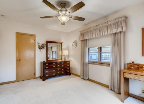 636 5 Ave, South Saint Paul MN 55075-2828 exterior