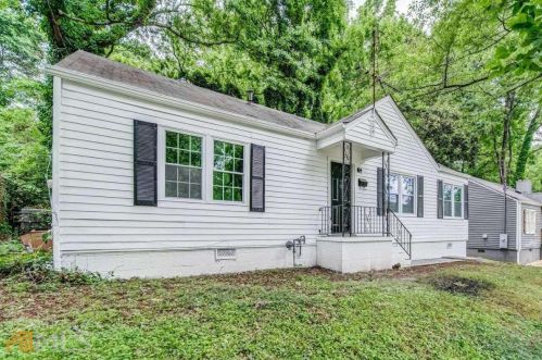 2935 Harlan Dr, Atlanta GA  30344-3705 exterior