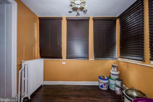 6638 Greene St, Philadelphia PA 19119-3114 exterior