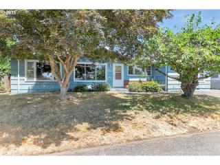 9209 Ash St, Portland OR  97216-3721 exterior