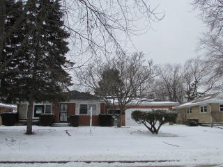 2516 Poplar St, Waukegan, IL 60087-3127