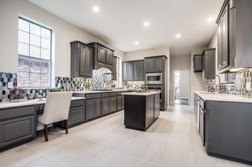 1379 Arbuckle Dr, Frisco TX 75033-1414 exterior