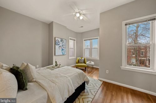 620 7 St, Washington DC 20024-2438 exterior