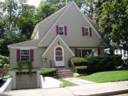 106 Parker Ave, Newton, MA 02461-1815