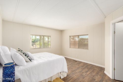 9010 Olive Ln, Chandler AZ  85248-6404 exterior