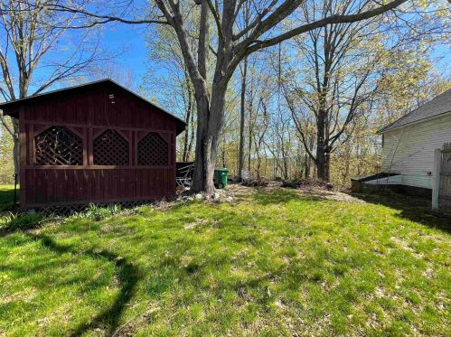 230 King St, Concord NH 03303-2112 exterior