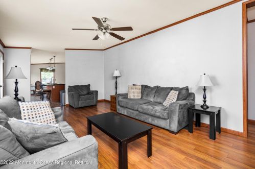 166 Arnold Dr, Lakehurst NJ 08759-5401 exterior