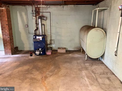 2501 Seibel Dr, Silver Spring MD 20905-4326 exterior