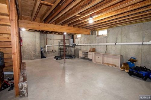 218 Manhattan Ter, Dumont NJ  07628-2234 exterior