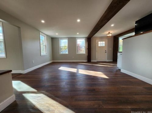 222 Thorpe Ave, Meriden CT  06450-9206 exterior