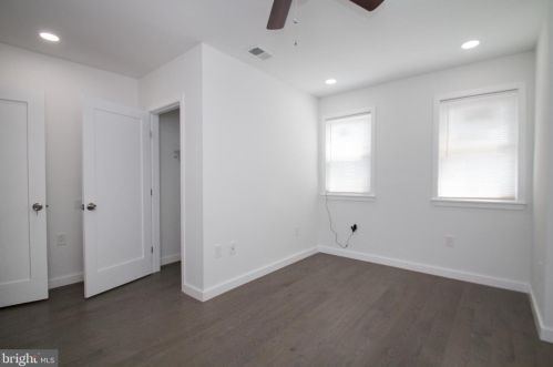 1034 Jackson St, Philadelphia PA  19148-3011 exterior