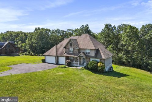 535 Fable Rd, Hedgesville, WV 25427-7140
