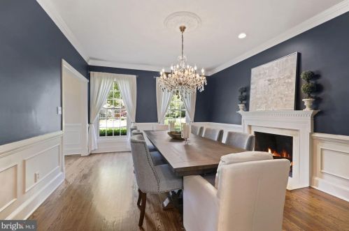 10028 Avenel Farm Dr, Rockville MD  20854-5412 exterior