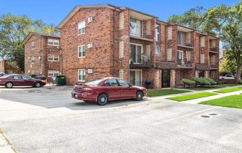 6308 64th Pl, Chicago IL 60638-5058 exterior