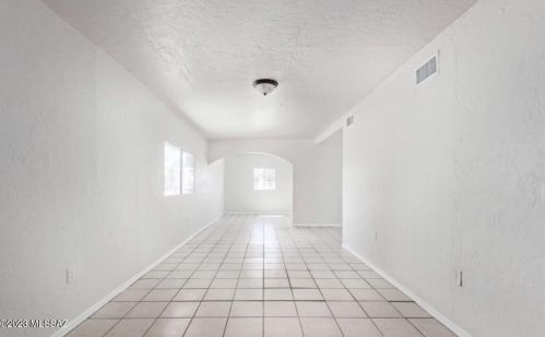 246 Tennessee St, Tucson AZ  85714-3042 exterior