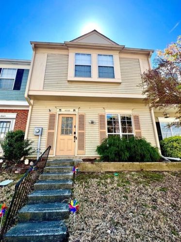 4023 Hancock Cir, Atlanta GA  30340-4281 exterior