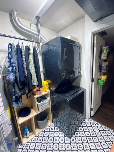 1263 Wicker St, Bull Valley IL 60098-2356 exterior