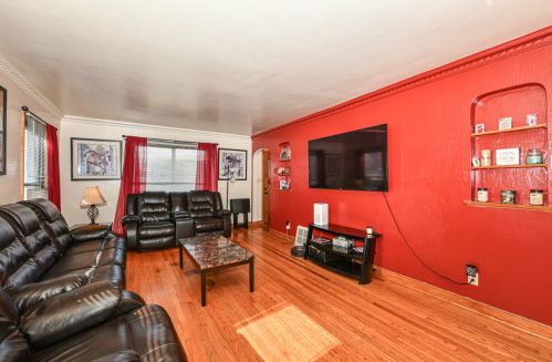 3576 60th St, Milwaukee WI  53216-2712 exterior