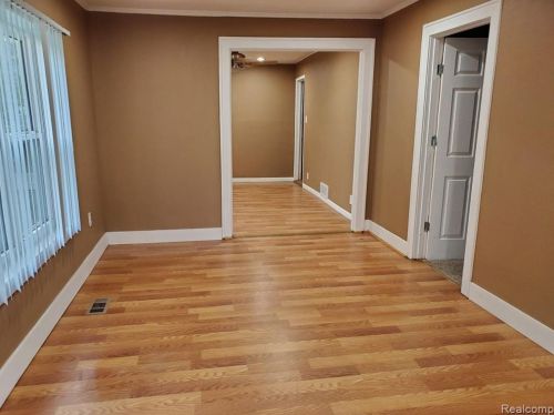 18033 Hanna St, Melvindale MI  48122-1422 exterior