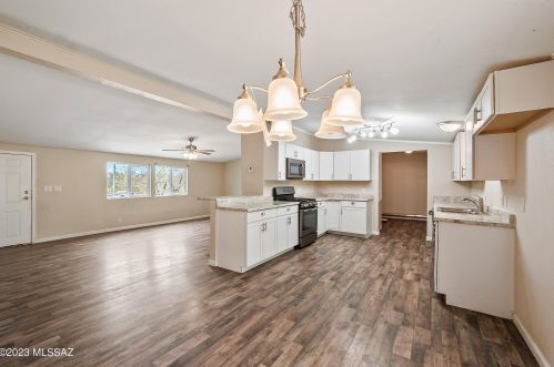 7020 Featherstone Trl, Tucson AZ  85743-8994 exterior