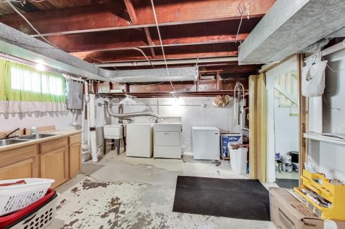 9401 Justine St, Chicago IL 60620-5129 exterior