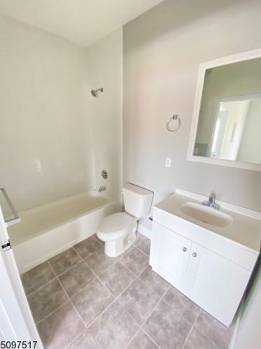 73 Beech St, Paterson NJ  07501-3043 exterior