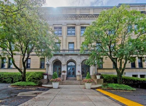 235 State St, Springfield MA 01103-1730 exterior