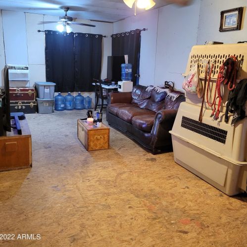 2641 Aire Libre Ave, Phoenix AZ 85032-2813 exterior