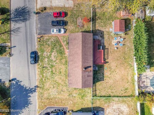 26 Laurelton Ave, Jackson Twp NJ  08527-2437 exterior