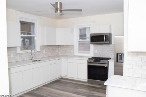 90 Watson Ave, Town Center NJ 07052-6026 exterior