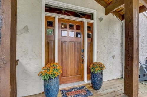 1951 Baker Park Rd, Maple Plain, MN 55359-4503