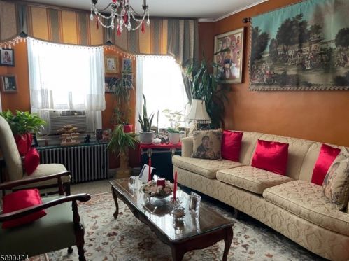 990 26th St, Paterson NJ 07513-1314 exterior