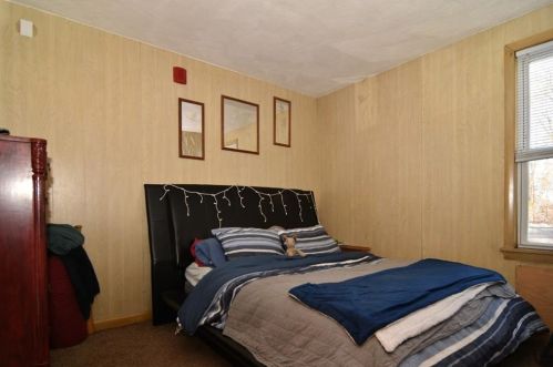 832 Elm St, Woonsocket RI 02895-3507 exterior