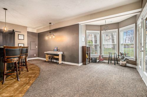 7180 Inverness Dr, Kalamazoo MI 49009-3935 exterior