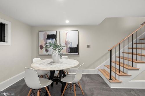 1868 Monroe St, Washington DC  20018-2736 exterior