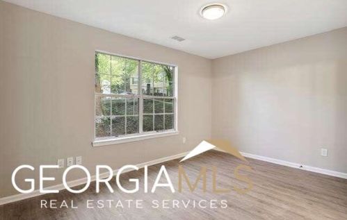 1386 Highgrove Way, Atlanta GA  30349-7510 exterior