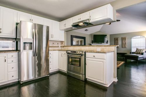 8803 Daytonia Ave, Dallas TX  75218-4111 exterior