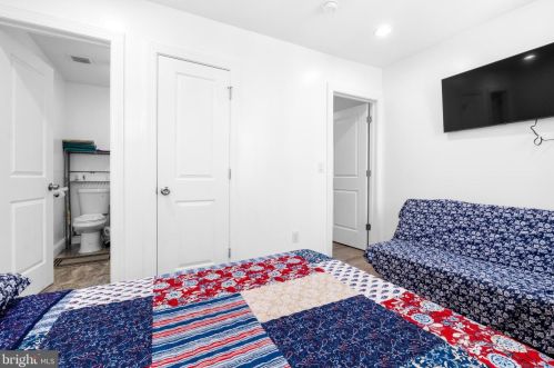 1725 Marshall St, Philadelphia PA 19120-0037 exterior