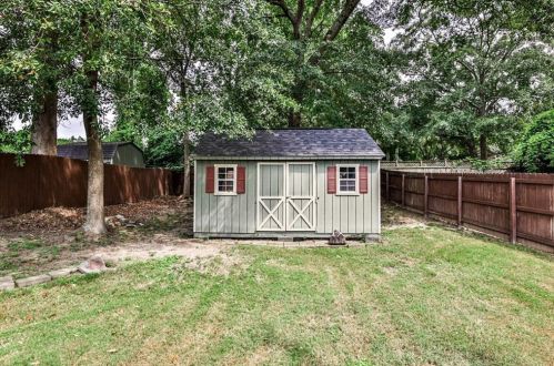 1985 Main St, Atlanta GA 30344-0016 exterior