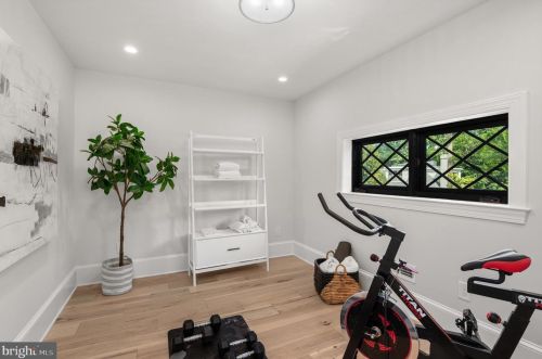 3306 Highland Pl, Washington DC  20008-3233 exterior