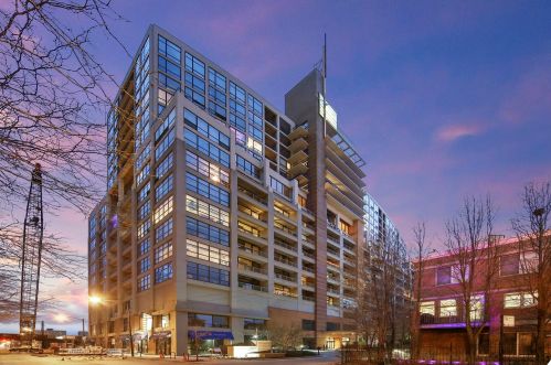 1530 State St, Chicago, IL 60605-2964