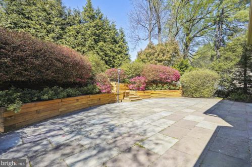 7722 Desdemona Ct, Mc Lean VA  22102-2718 exterior