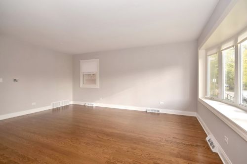 6657 Olmsted Ave, Chicago IL 60631-1335 exterior