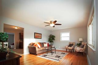 5950 78th St, Milwaukee, WI 53218-1747