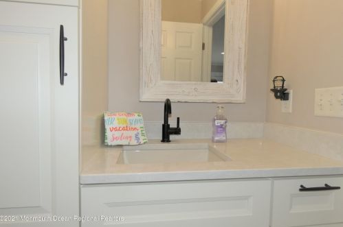 3031 Rte 35, Lavallette NJ 08735-1929 exterior